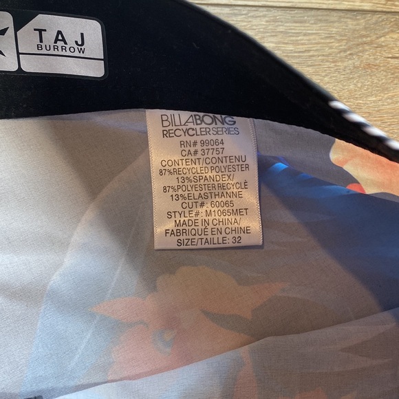 Billabong Platinum Stripe boardshorts - Picture 8 of 12